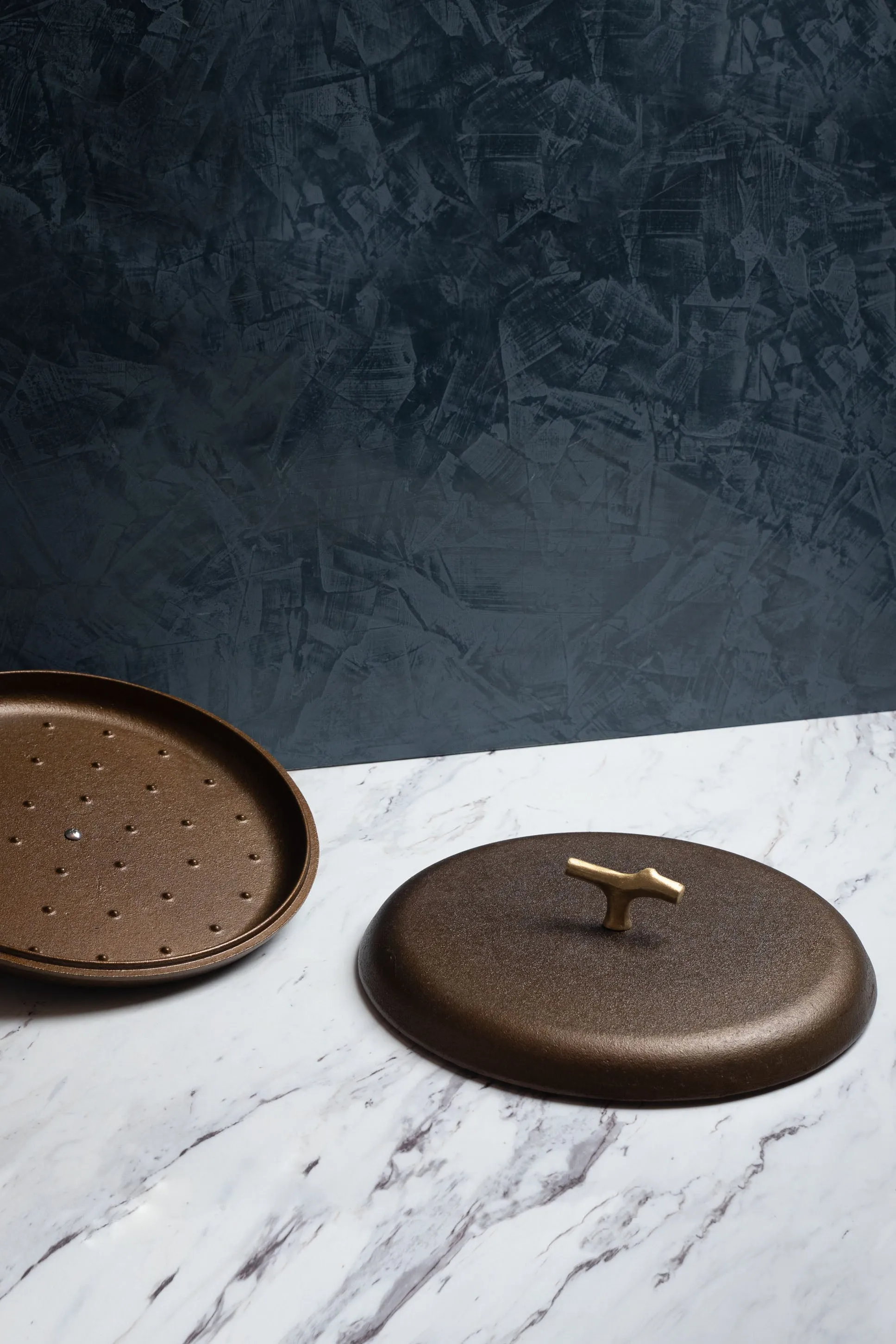 12 in Cast Iron Self-Basting Lid