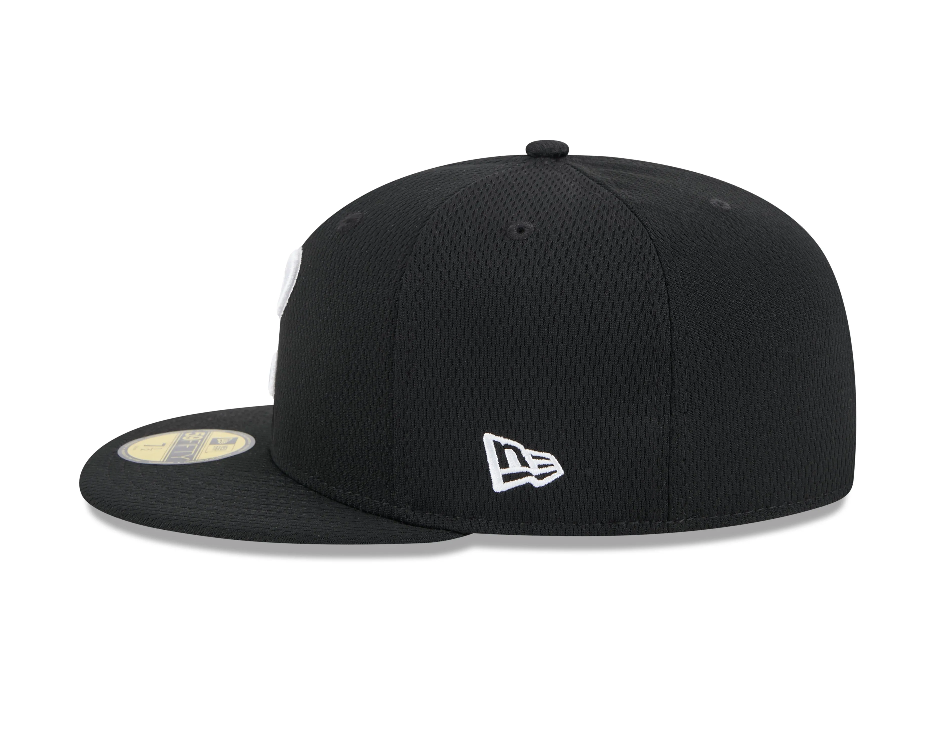 Chicago White Sox New Era Black 2025 Clubhouse Alternate 59FIFTY Fitted Hat