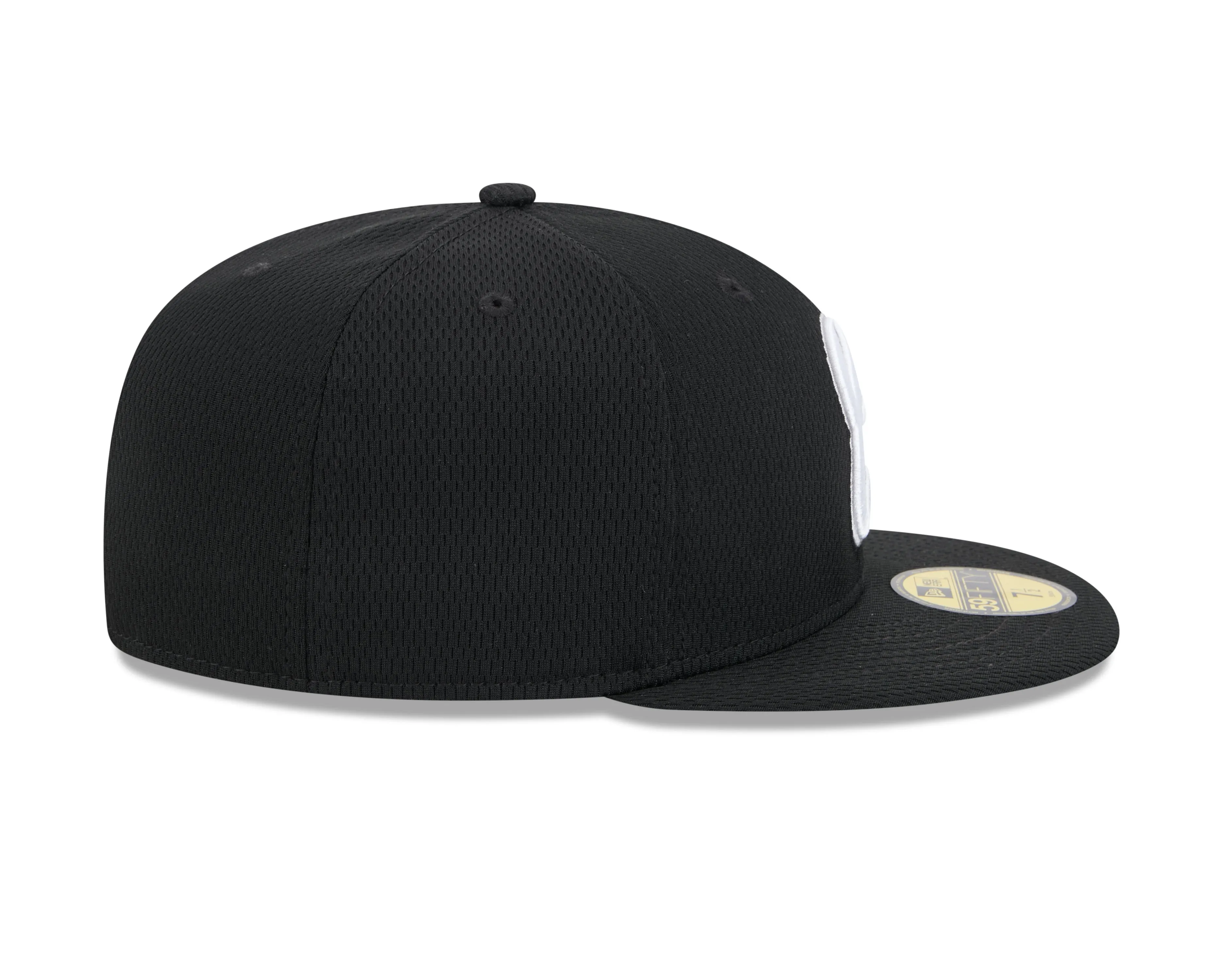 Chicago White Sox New Era Black 2025 Clubhouse Alternate 59FIFTY Fitted Hat