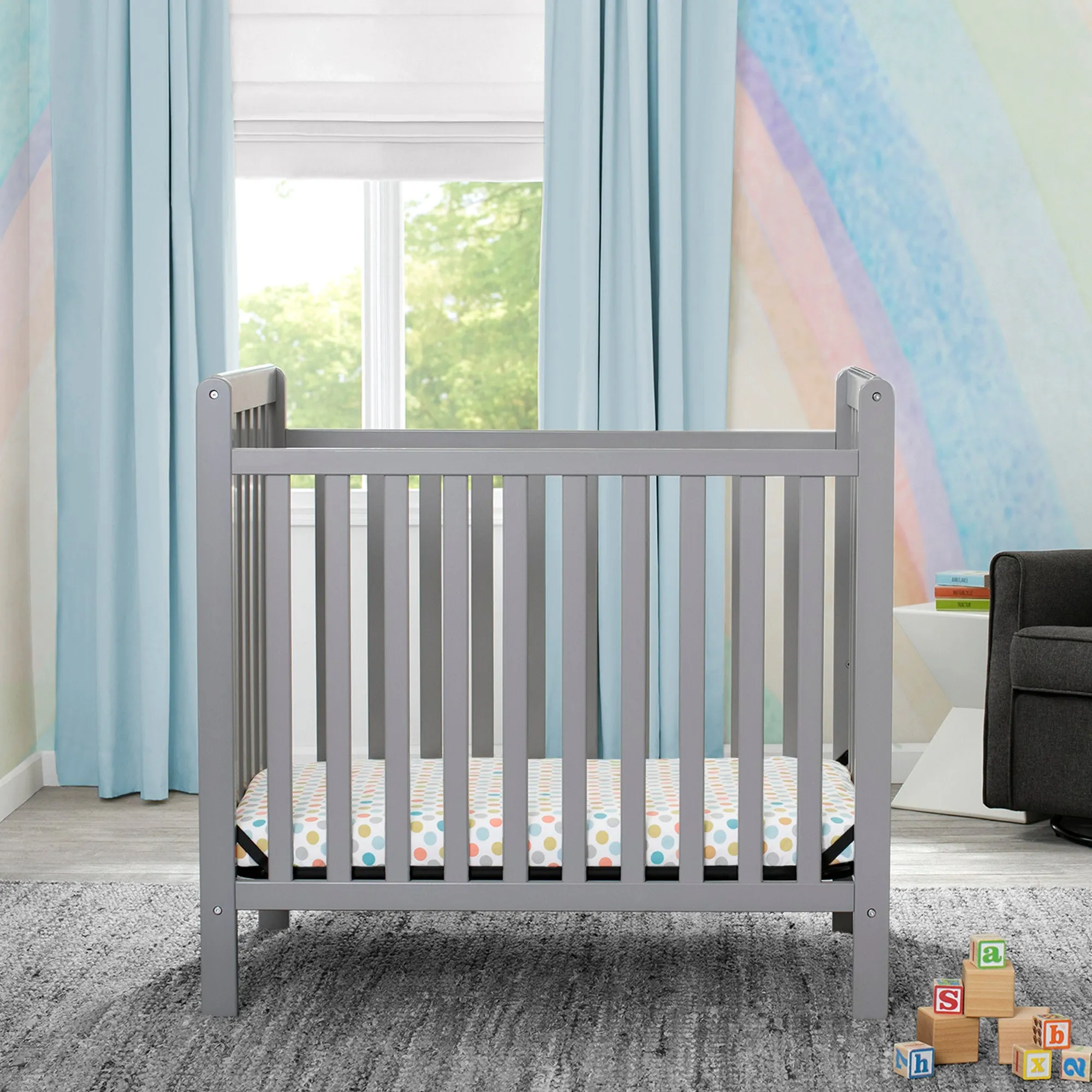 Classic Mini Crib with 2.75-inch Mattress - Convertible to Twin Bed