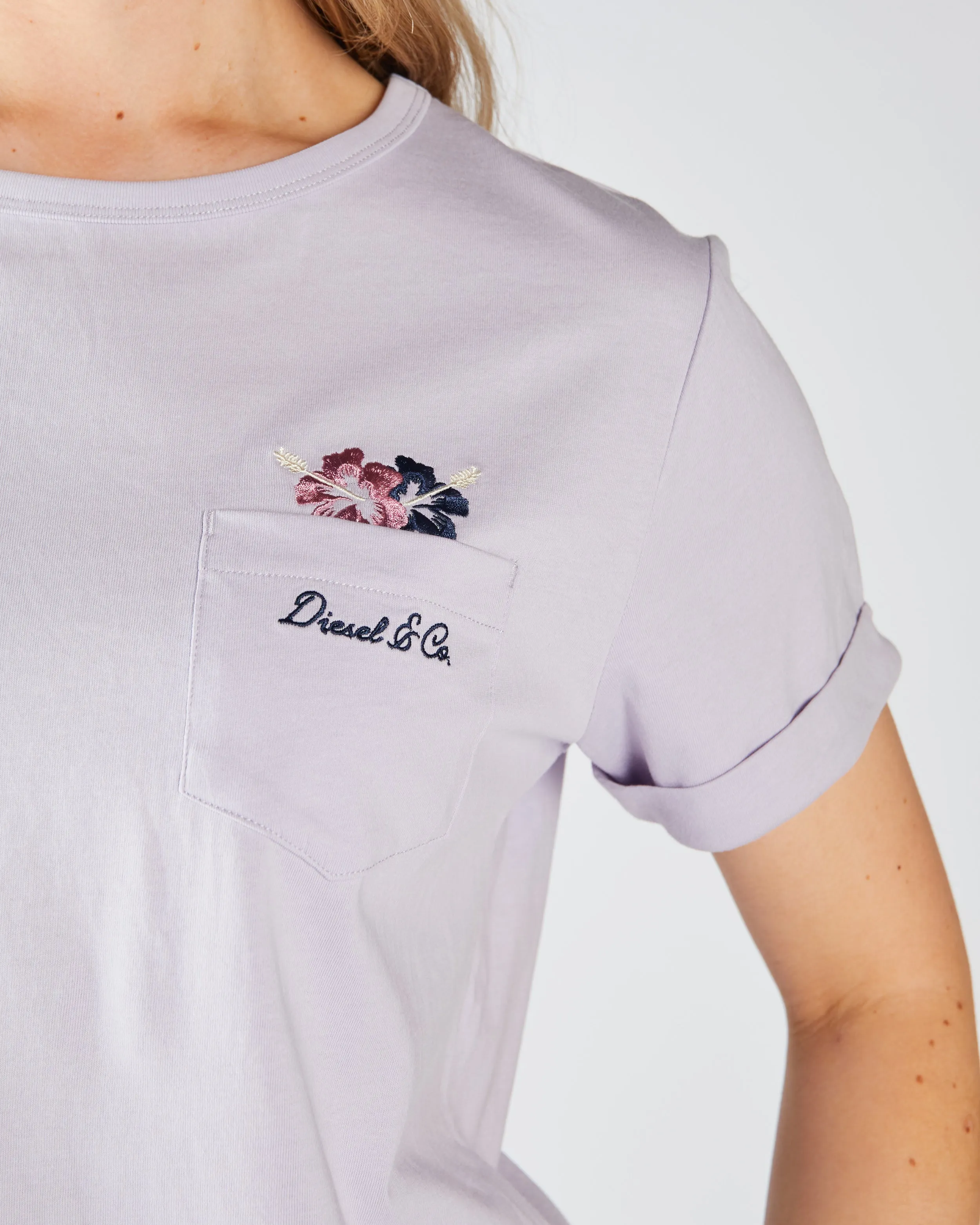 Freesia Tee Thistle