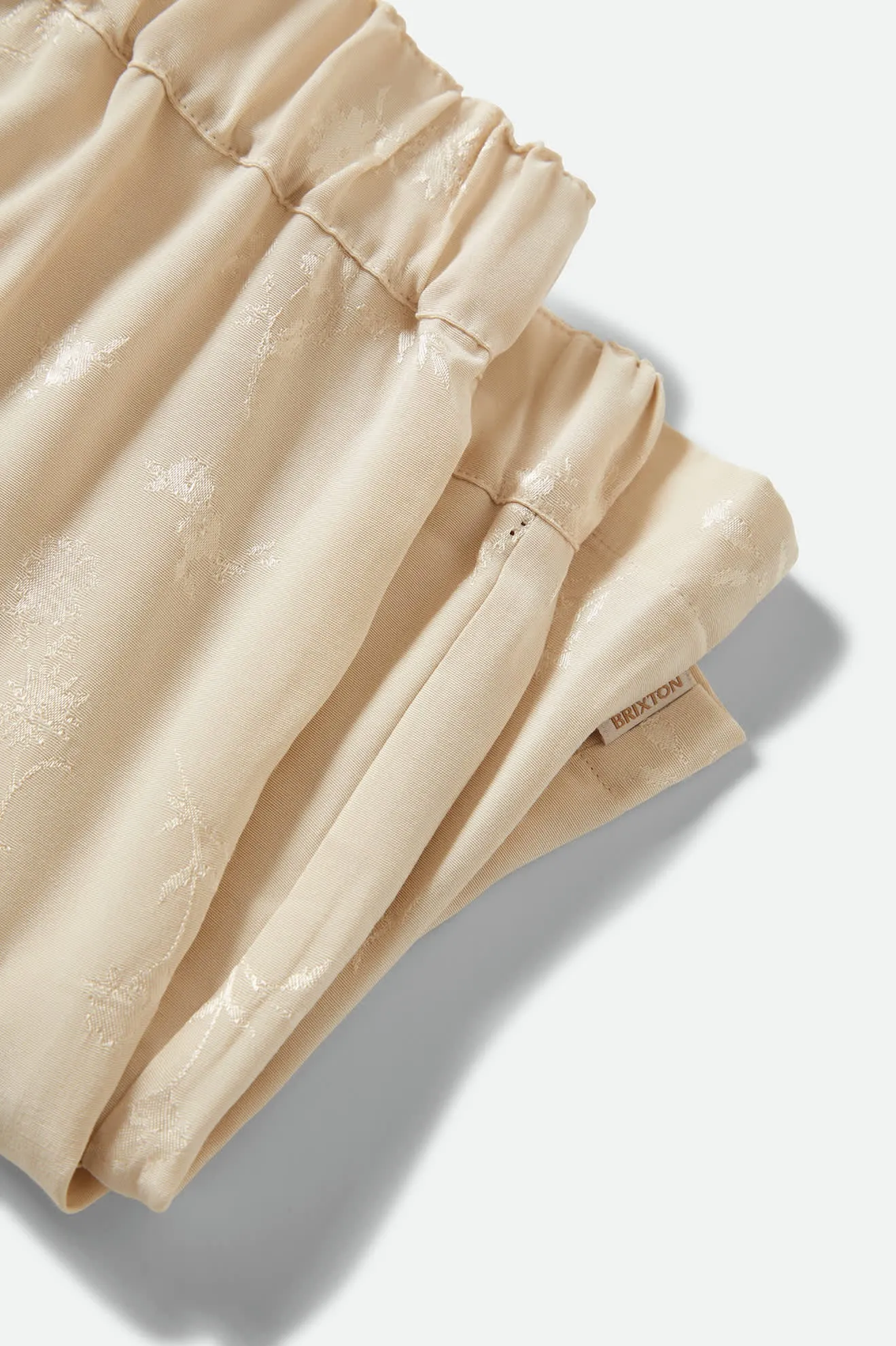 Silky Jacquard Short - Whitecap Floral Jacquard
