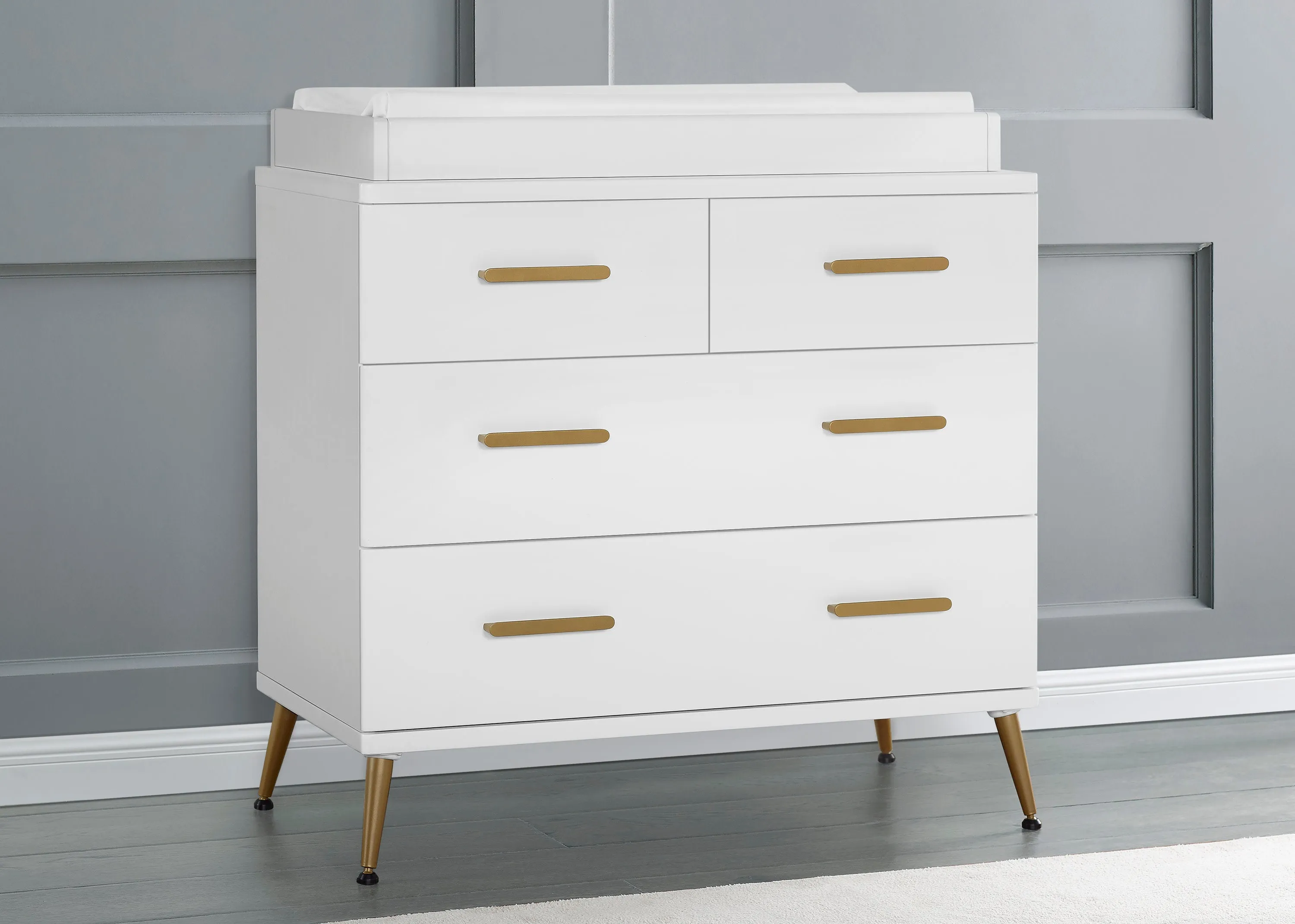 Sloane 4 Drawer Dresser with Changing Top
