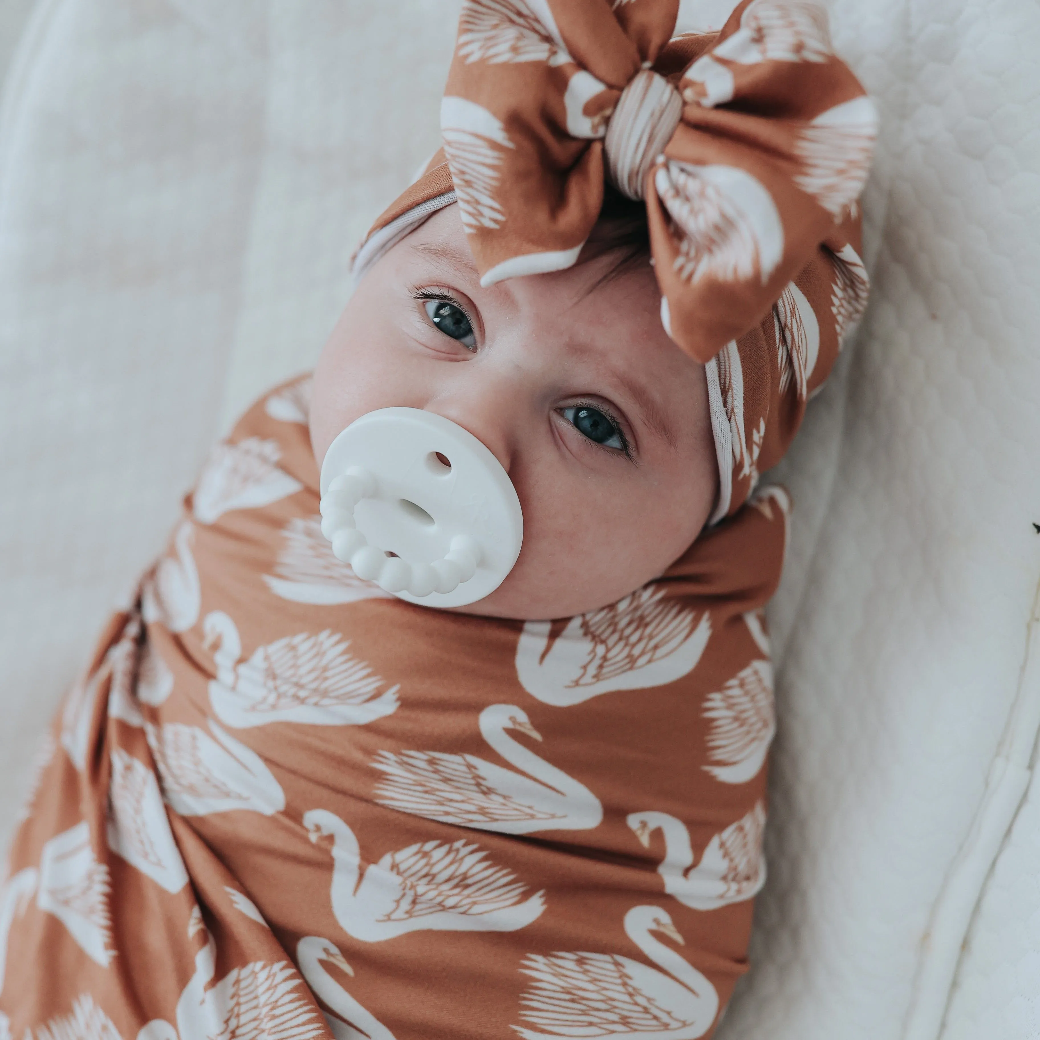 Swan Swaddle Blanket Set