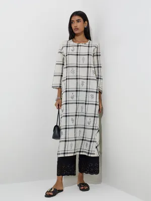 Utsa White Checkered Cotton A-Line Kurta