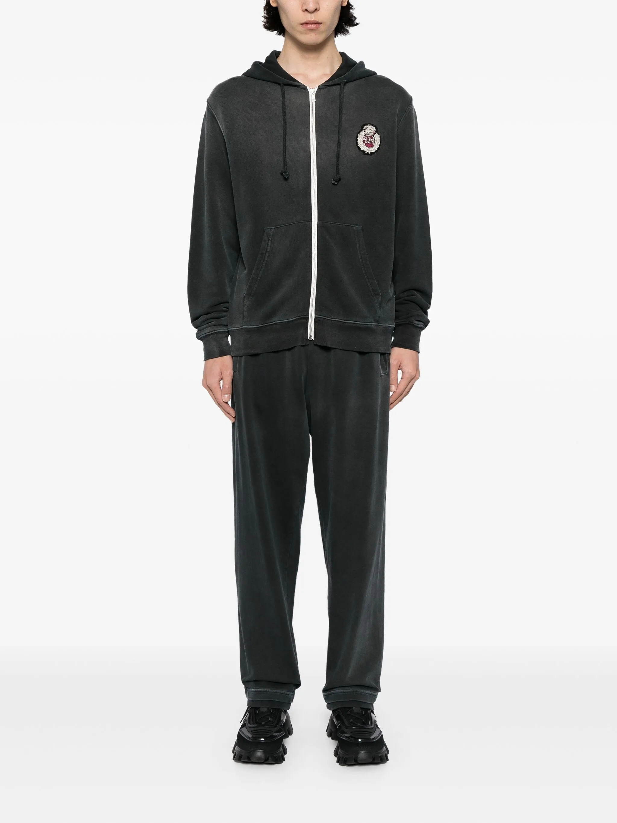 ZIP HOODIE WITH CHEST-PATCH HOODIE